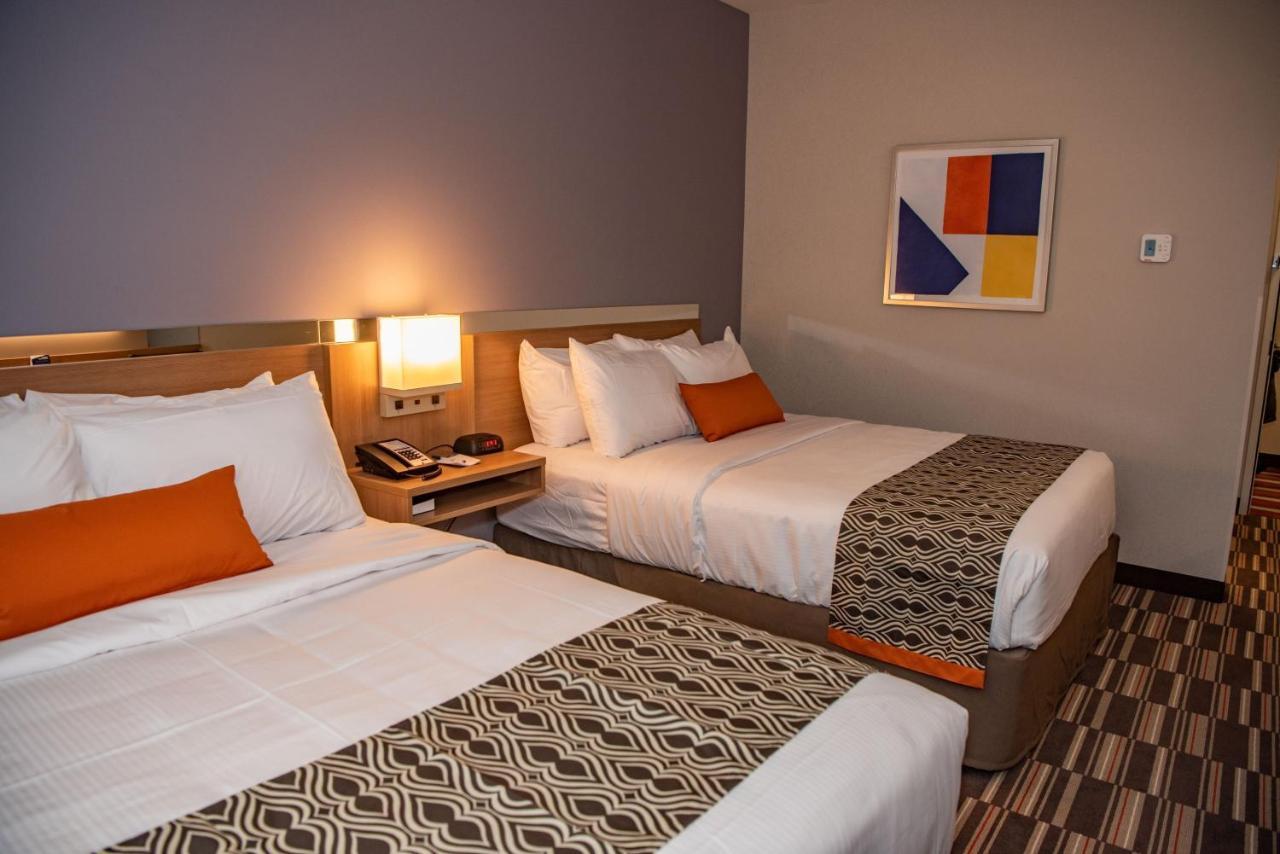 Microtel Inn & Suites By Wyndham Карлайл Екстериор снимка