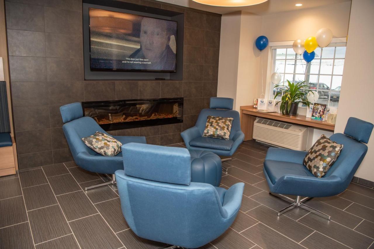 Microtel Inn & Suites By Wyndham Карлайл Екстериор снимка