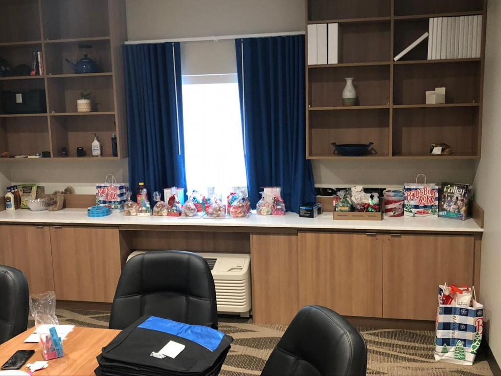 Microtel Inn & Suites By Wyndham Карлайл Екстериор снимка