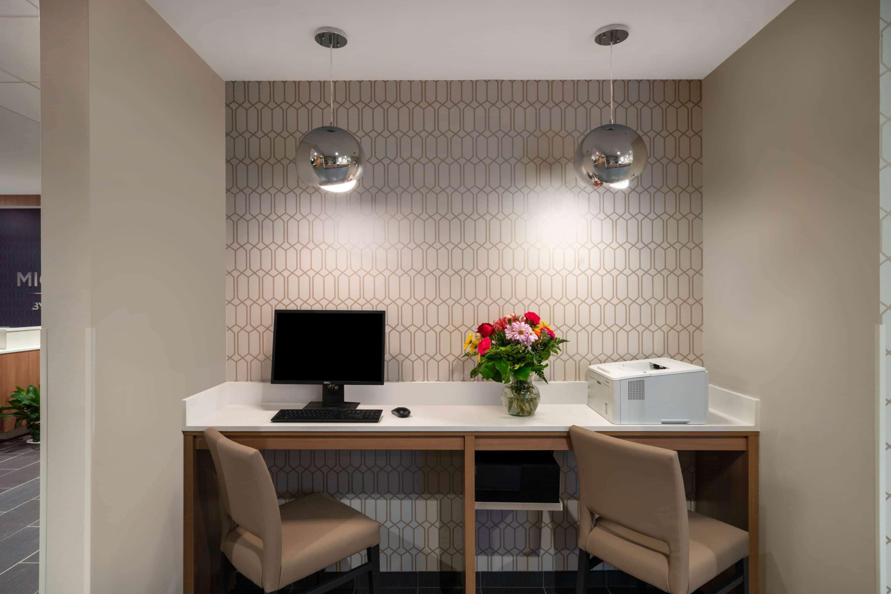 Microtel Inn & Suites By Wyndham Карлайл Екстериор снимка